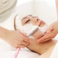 【⠀お顔シェービング&毛穴/角質洗浄⠀】お顔オイルマッサージでたっぷり保湿!毛穴引き締めパックと炭酸ヘッドドライスパ付き