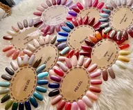 ジェルネイル　初回オフ込み　ワンカラー  1色塗り　カラー、ラメok   再来様オフ別途¥1100口コミ🆖