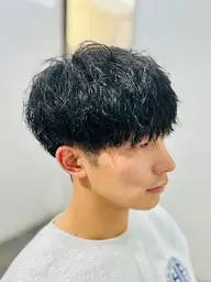 🎉ミニモSALE40%OFFメニュー🎉【メンズ】カット+パーマ+髪質改善トリートメント✂︎