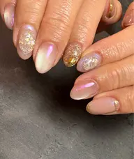 【自爪育成】ジェルネイル　デザイン４本