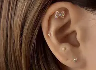 【期間限定】耳つぼジュエリー💎両耳8粒まで キャラクターパーツ有🐻🎀 初めての方へ¥4,980→¥2,900