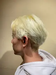 🐻トリプルカラー（ブリーチ２回･オンカラー）＋トリートメント🐻