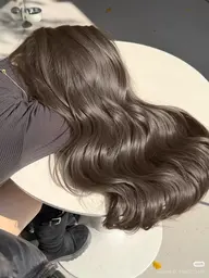 🎀ブリーチ1回➕カラー🎀明るくしたい方におすすめ❤︎透明感UP❣️❣️