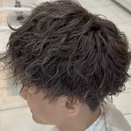 【雰囲気変えたい方へ🎯】波巻きパーマ＋骨格矯正カット／垢抜けイメチェンセット！