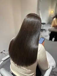 【特別価格🎀】艶ワンカラー+トリートメント✨️補足説明をよくご覧になってからご予約をお願い致します🙇‍♀️