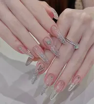 ワンカラorラメ、ラメグラ+ラインストーンorミニパール30個までつけ放題