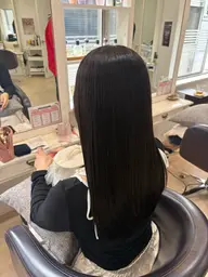 【梅雨時期の湿気対策に⭕️】弱酸性ストレート(シャンプーブロー込み)