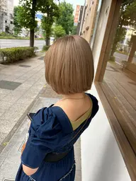 【ナチュラルな透明感を】カット＋ケアブリーチ＋カラー＋トリートメント