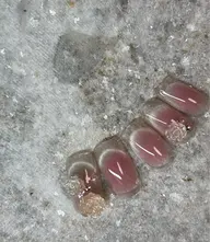 チークマグフレンチ×薔薇ネイル♡口コミ投稿でオフ無料✨ 期間限定初回500円オフ💓