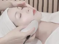 【肌質改善】美肌フェイシャル＋毛穴洗浄＋超音波＋首肩デコルテ80分 ¥7800円