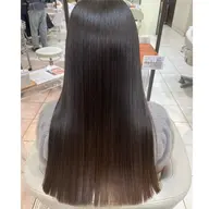 【🩵期間限定 🩵】 イルミナカラー＋髪質改善トリートメント￥9900