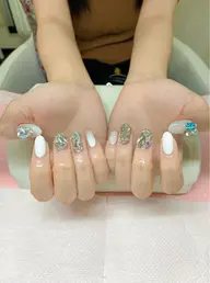 【オフ込み+ケーア付き】ジェル💅ワンカラパーツ付け放題