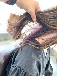 ⭐️人気急増中!!インナーカラー+透明感カラー+極艶シアトリートメント♪⭐️