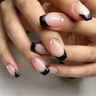 他店オフなし✴︎ フィルイン込◎ 色混ぜ可◎ フレンチネイル🫧パラジェル変更可◎