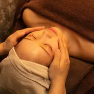 【花粉･肌荒れ対策】フェイシャルエステ60分 リンパを流すことでリフトUPへと導きます！お肌のトーンやお化粧ノリにも◎