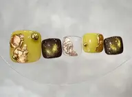 3月限定✨フットネイルアート【￥8,980→￥2,000】オフの有無のご連絡をよろしくお願いします🙏