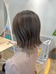 【月曜火曜限定】ニュアンスハイライト＋艶カラー＋髪質改善トリートメント 14850→ 8800 高崎 美容室　暖色
