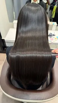 【限定艶髪体験クーポン‼️】サラサラ艶髪になれる😊美髪髪質改善ストレート+ケアトリートメント+毛先カット