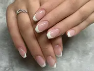 【オフあり】フレンチ🤍🖤