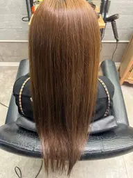 ブリーチ＋カラー＋システムトリートメント