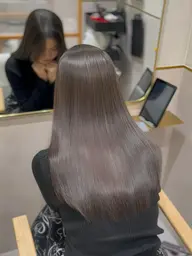 髪質改善アルカリ酸熱トリートメント