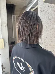 『立体感を』ハイライトブリーチ（1回）+カラー