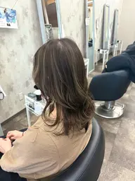 🌻 ハイライトカラー+シャンプーブロー🫧