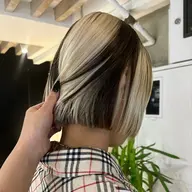 【デザインカラー☦️】全体ブリーチ（一回込）カラー➕選べるケアトリートメント