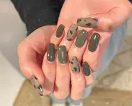 オフなし持ち込みボリュームネイル