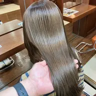 【🉐当日予約限定🉐】うるつやカラー+保湿トリートメント🫧+ダメージ補修ヘアオイルスプレープレゼント🎁✨️