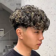 【ミニモ学割メニュー】U24🚹メンズ限定ハイライトカラー・メッシュ 海外風スタイル + カット+パーマ👦🏻