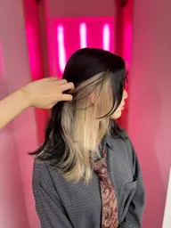 🌟インナーカラーでオシャレに🌟インナーカラー1回【ブリーチ履歴なし】