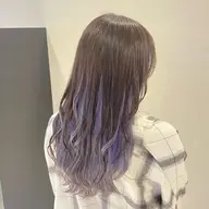 〖　🩶ブリーチカラー🩶　〗　　　　　　　　　🧁カット＋ダメージレスケアブリーチ＋艶カラー＋トリートメント🧁