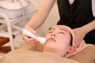 【小顔効果抜群‼︎】顔筋リフトフェイシャル(デコルテ付き)90分