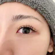 【人気NO,1🌸】モチ抜群❣️フラットラッシュ140本 オフ&シャンプーorコーティング込 LED変更可能✨