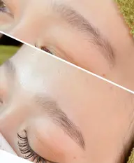 最先端‼️ブロウリフト(眉毛パーマ)➕眉毛Wax脱毛✨