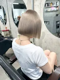 【4月限定メニュー❕リタッチのみの方】根本ブリーチ(ケア込)+艶カラー+トリートメント🧚🏻♀️✨