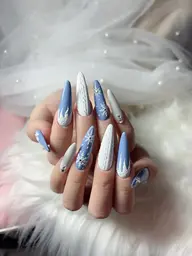 チップ長さ出し（ロング・グルー）＋全指フルデコレーション❤️💎13000≠>11000★ オフは＋1000y。