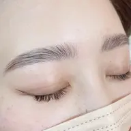 【次世代美眉アイブロウ】ブロウラミネーション🌈✨(Waxなし)/眉毛パーマ💫