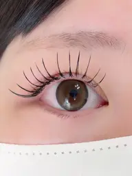 3月来店限定(U24学割👩‍🎓)フラットラッシュ100本.他店オフ込(LED不可)※マツパ残り無い方.リペア不可