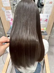 艶髪コース〇カット＋髪質改善color＋aujua トリートメント￥20350→￥10000