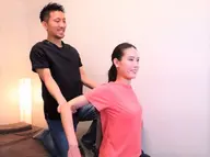 《当院自慢の技術を体感！》猫背骨盤矯正お試しコース60分　¥7260→¥4400