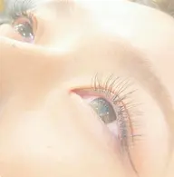 【マツエク】フラットラッシュ🙈💕100本※他店付足OK!オフ別料金かかります詳細あり