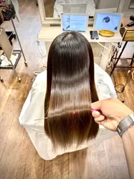 至高のプリンセス髪質改善＋カット＋極艶トリートメント