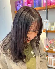 『伸ばしたいけどイメチェンしたい👾』顔まわりデザインカット