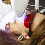 口臭が気になる方に!!ハイグレードホワイトニング8分2回照射🐥