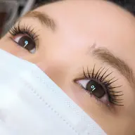 何度でもご利用🆗LED同価格🩷【フラット140本】ブラウンに変更可能✌️オフ別途＋550円〜／リペア＋550円