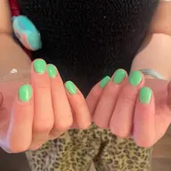 オフなし💅ハンドワンカラー・ラメグラデーション✨甘皮ケア込！