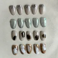 【モデル様募集✨】定額デザインネイル5本（オフ無料）技術向上のためJr.ネイリストが担当💅🏻インク、水滴、ラメグラ