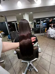 雨の日クーポン🧜🏻‍♀️カット➕縮毛矯正🧜🏻‍♀️